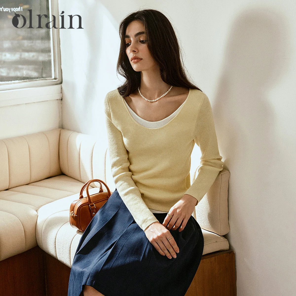

OLrain Yellow Pullover Woman 2025 Autumn New Arrival Knitted Slim Fit Sweater for Women Long-Sleeve V-Neck Tops Lady O57QZ000233
