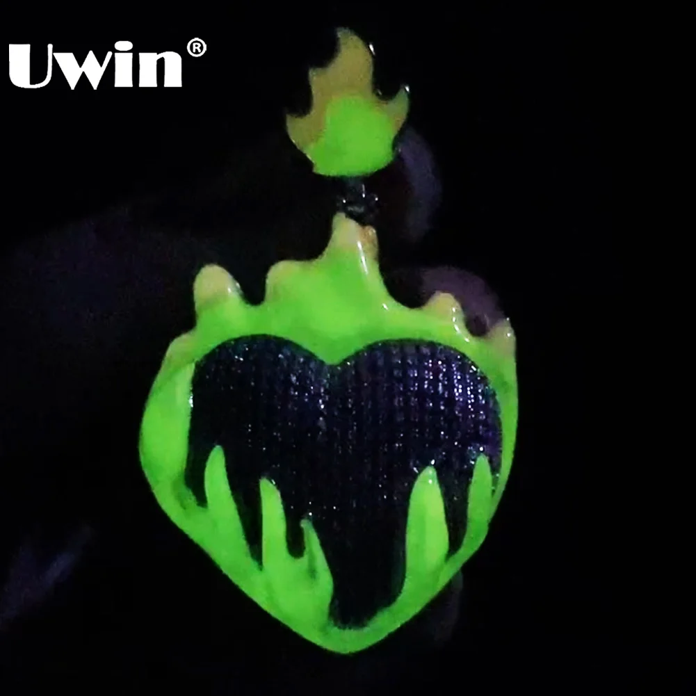 

UWIN Heart Shape Pendant Necklace Glow in the Dark Freeze and Fire Iced Out Cubic Zircon Charms Trendy Hip Hop Jewelry for Gift