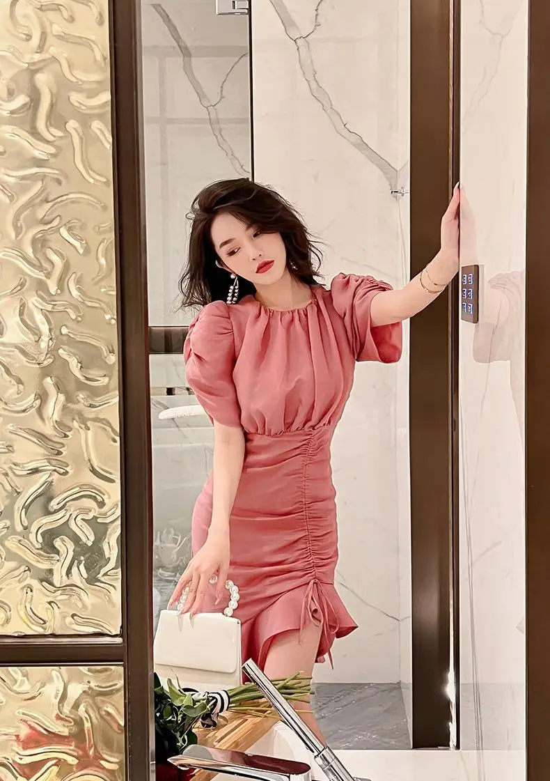 

Summer new women's simple round neck puff sleeve slim waist irregular fishtail dress