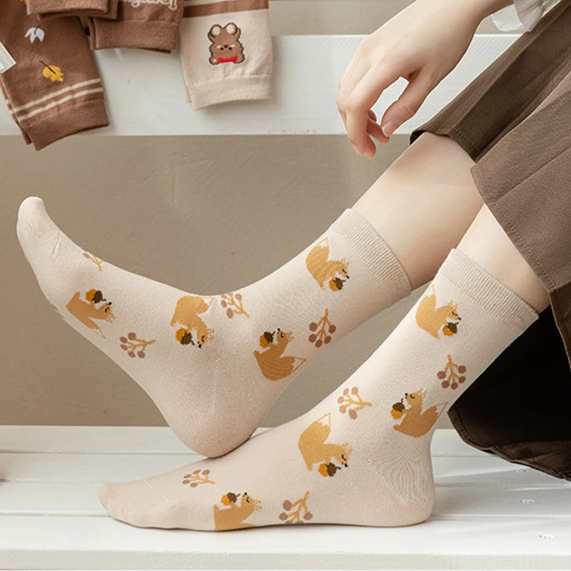 لطيف الكرتون الحيوانات النساء الجوارب ربيع الخريف القطن الأوسط جوارب أنبوبية للفتيات السيدات جورب غير رسمي