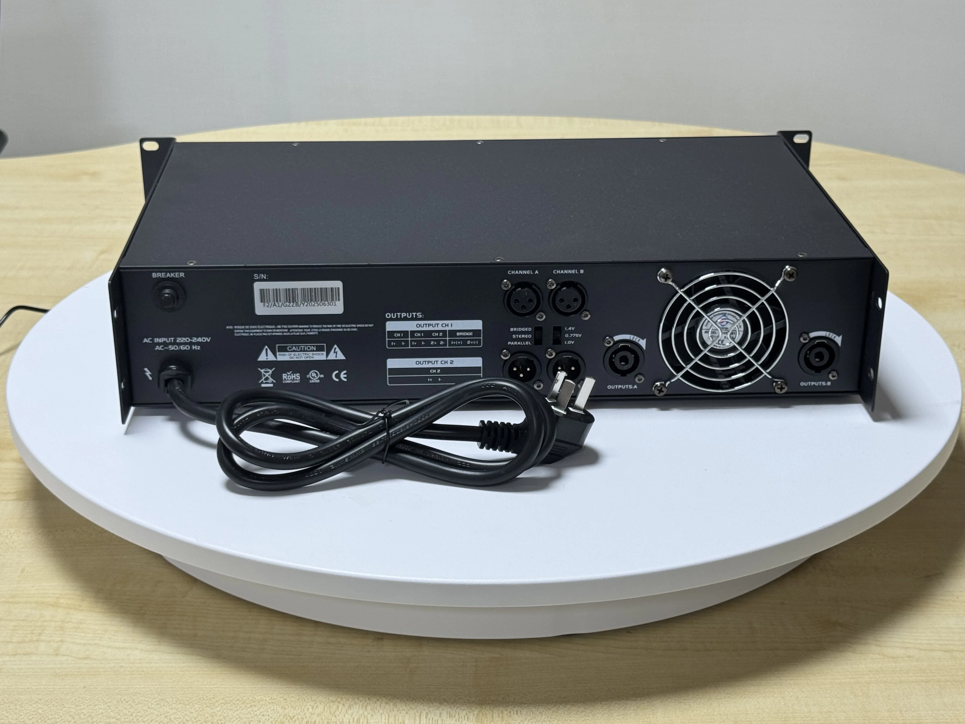 Wholesales Professional Audio Sound Power Amplifier 2 Channel 450W 2U with TFT Display Screen Class H for Karaoke Party Bars