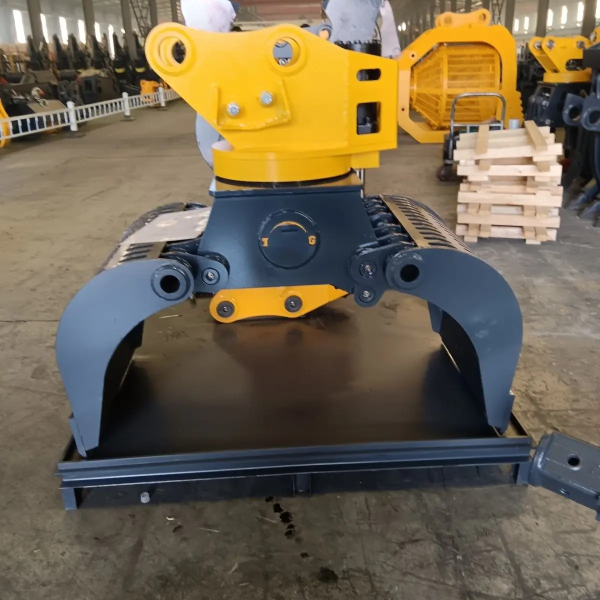 360° Rotating Sorting Grab For Sorting And Handling Construction Waste, Concrete, Rebar, Bricks And Tiles.