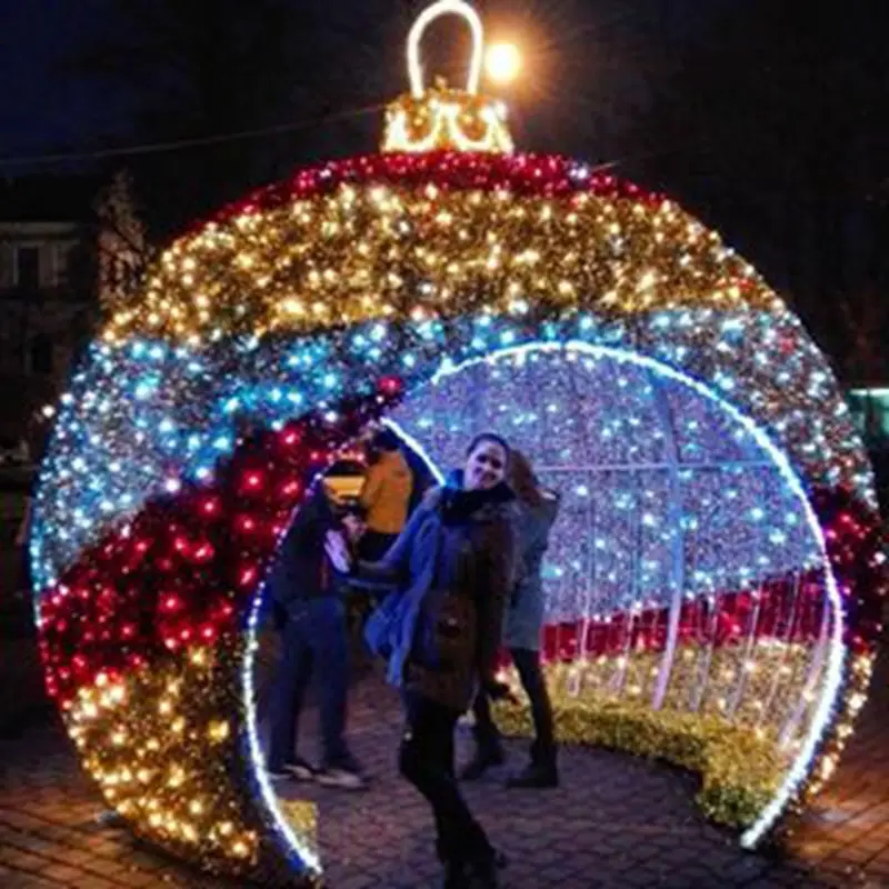 custom.2024 Outdoor Waterproof Decorations Garden Huge 3D LED Ball Go Through Arch Motif Lights