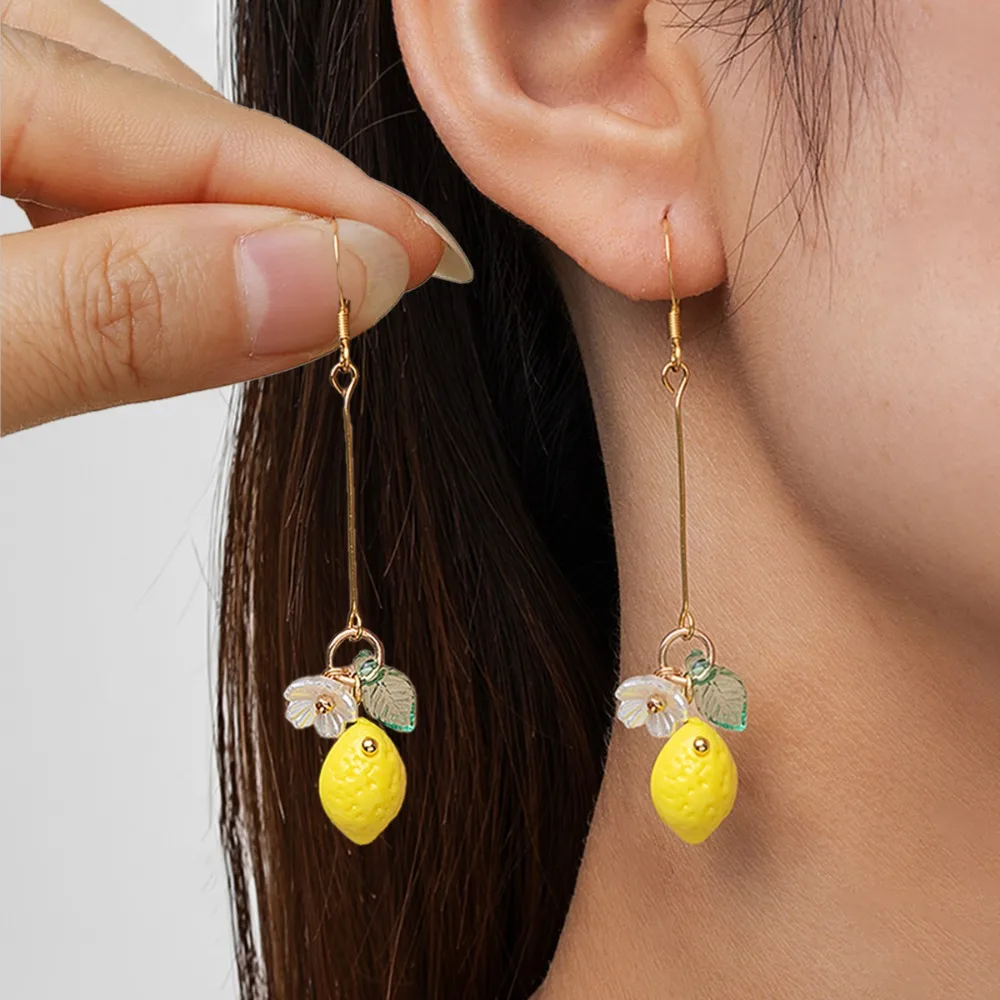 Stylish Lemon Shaped Dangle Earrings for Women Sweet Summer Earrings Adornment Ear Hooks Dangle Ear Rings Ornament Jewelry
