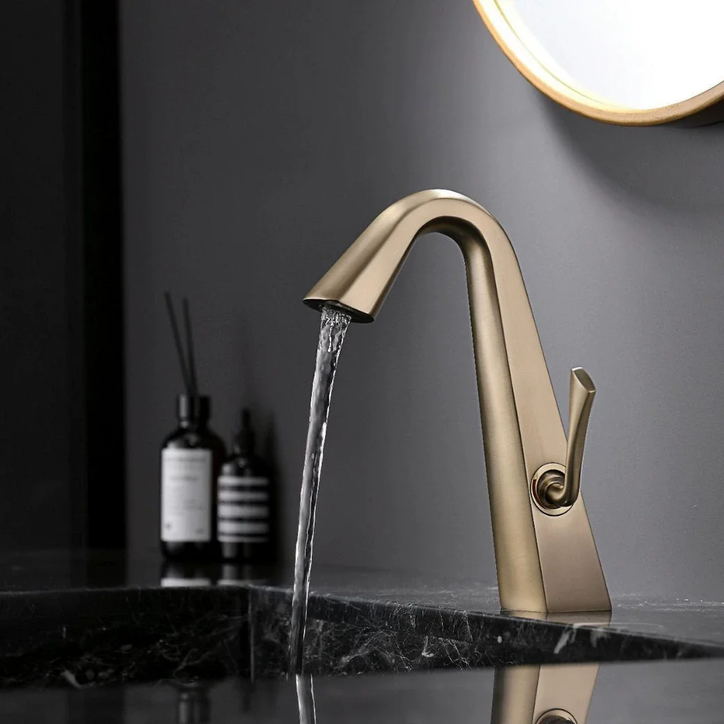 

Золотой смеситель для раковины в ванной комнате, латунный смеситель для раковины, смеситель для горячей и холодной воды, настенный смеситель для раковины в ванной комнате, кран для унитаза, розовое золото