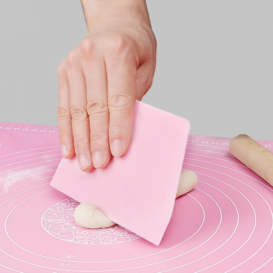 1PC plastic cutting knife Cake scraper Cream spatula dough scraper Spatula Household steamed bread sausage scraper baking tool