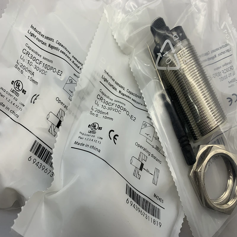 

In Stock New Proximity Switch Sensor CR30CF10DPR-E2 CR30CF10DNR-E2 One-year Warranty High Quality Seller