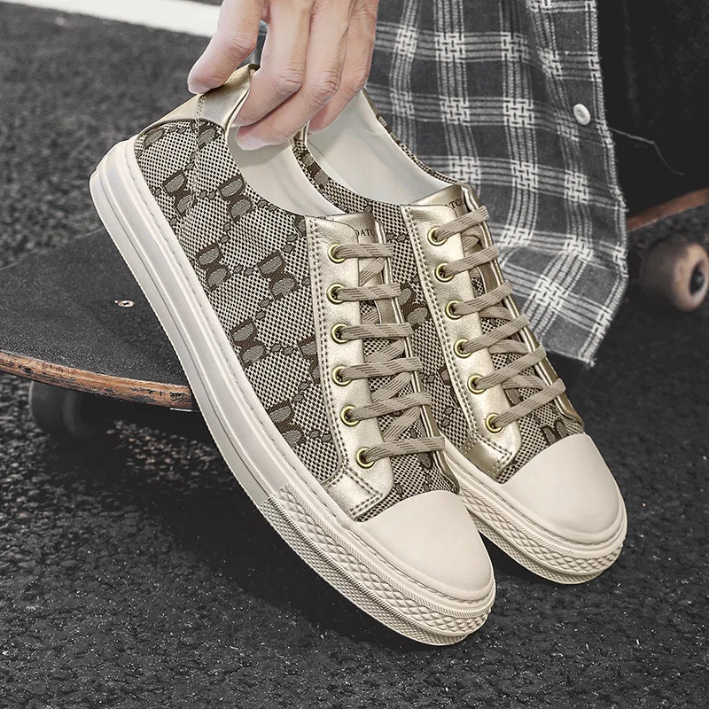 

New Men's Casual Shoes, High-quality Embroidered Canvas Shoes, Street Fashion, Anti-slip and Wear-resistant Skate Shoes