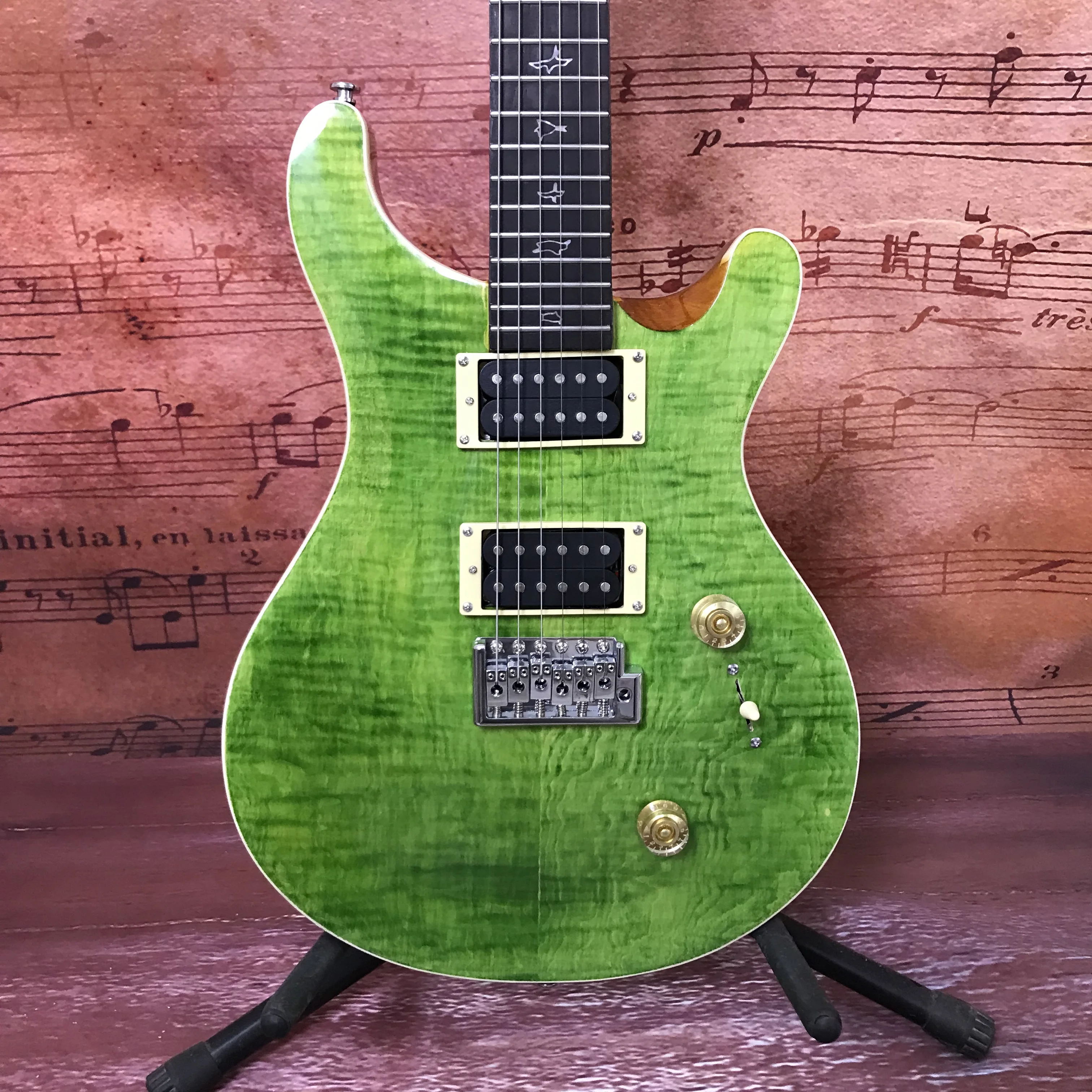 Factory Customization 6-String Electric Guitar Green Flame Maple Top Mahogany Neck Rosewood Fingerboard In Stock