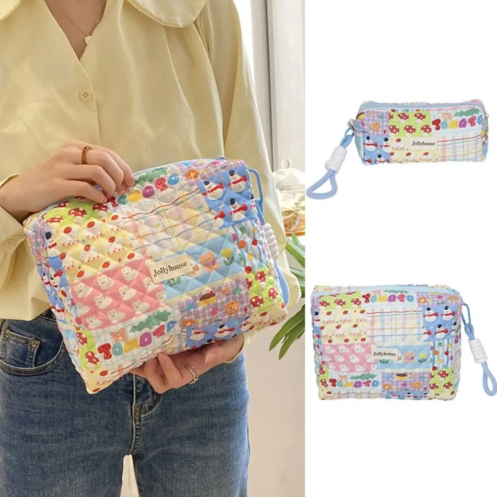 Women Large Capacity Quilting Makeup Bag Portable Cotton Clutch Cosmetic Storage Bag Pouch Bag Travel Toiletry Bag