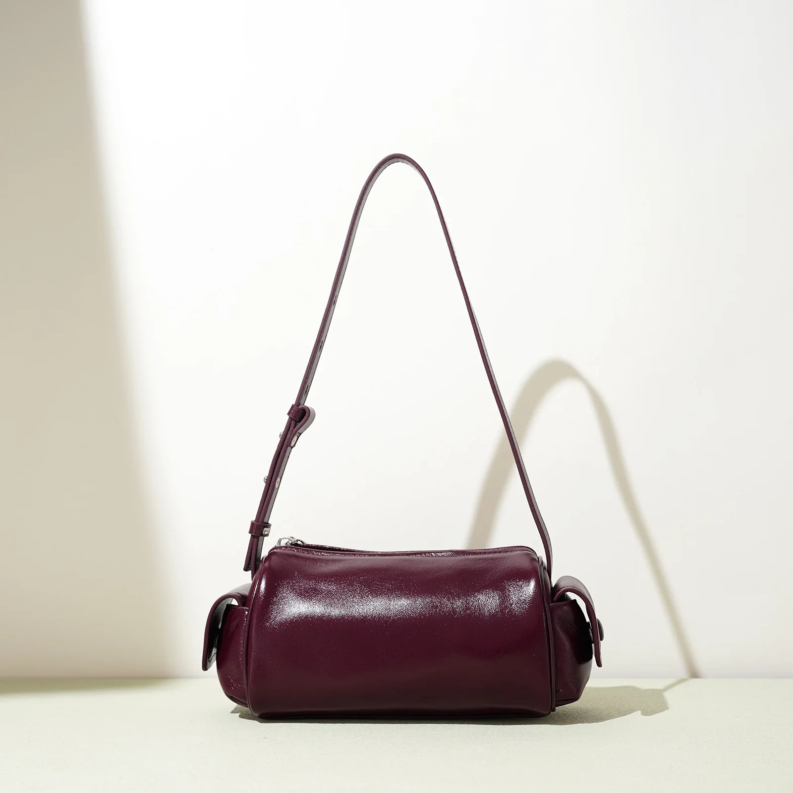 

2025 New Niche Design Lambskin Pen-Style Rectangular Mini Box Bag Women's Genuine Leather Premium Underarm Tote Essentials