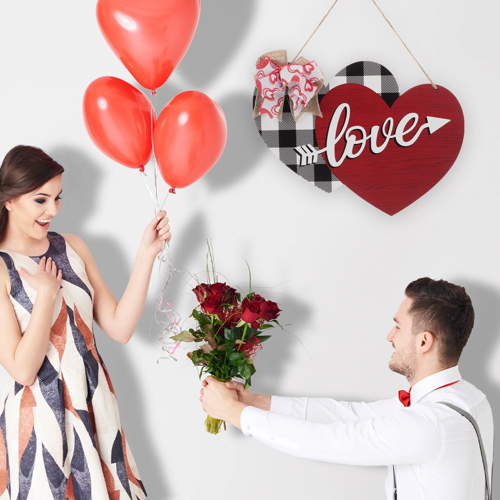 

1pcs Valentine's Day Decor Creative Double Heart Wooden Pendant Wall Hanging Home Romantic Enhancement Ornament