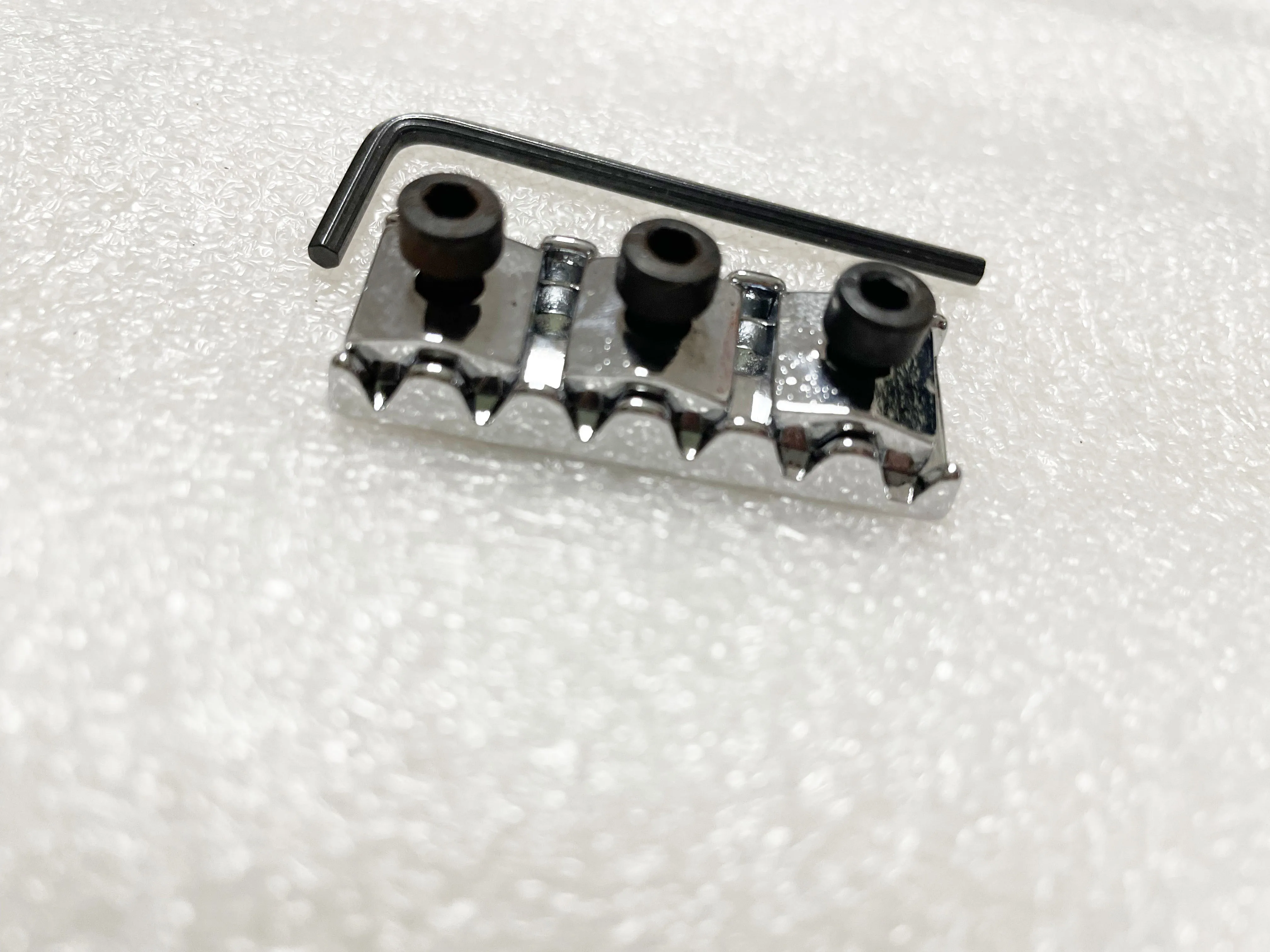 Locking Nut and String Tension Bars, String Retainers for Floyd Rose tremolo Electric Guitar, Top Nut Bridge, Real Photos