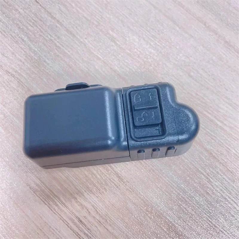2Pin Audio Adapter for Motorola  P6600 6620 MTP3100 3150 3250 E8608 adapter 3.5mm headphone cable