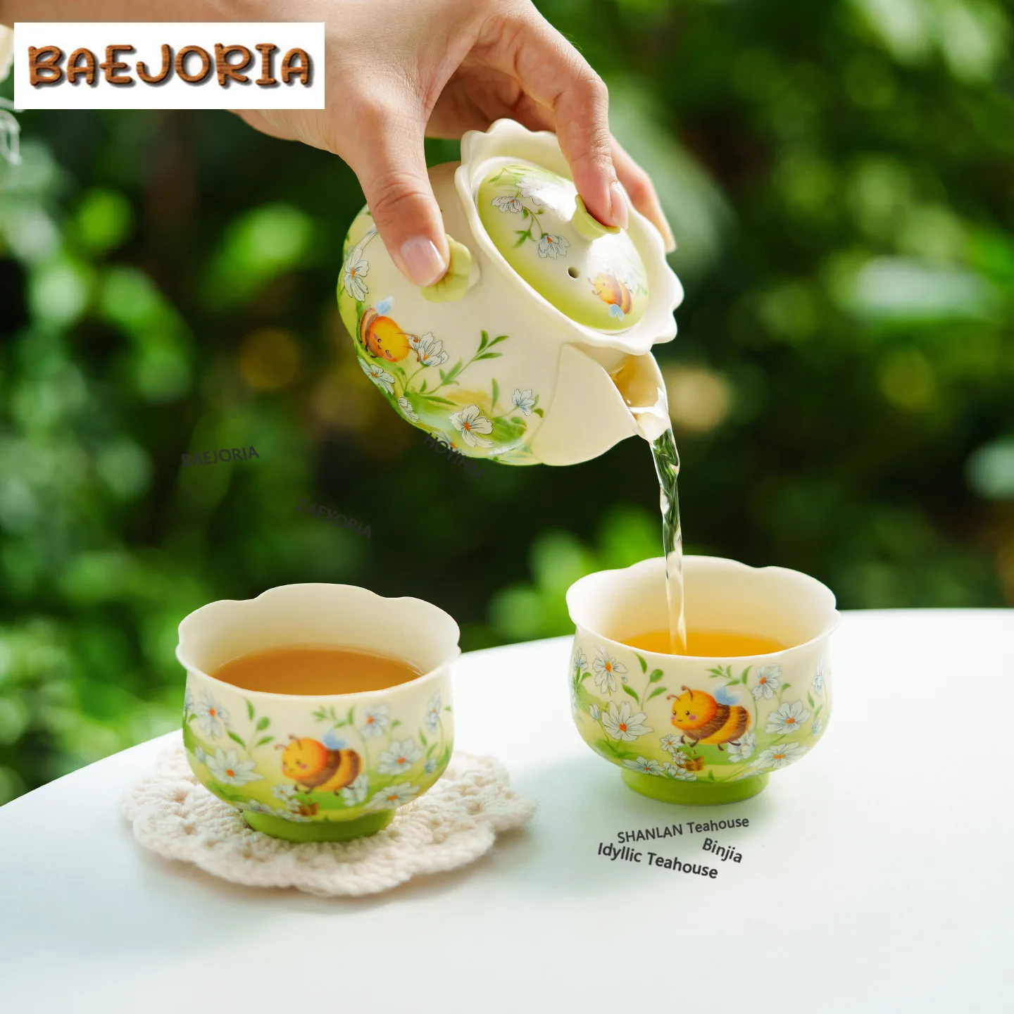 BAEJORIA Decal Bees Flowers Travel Tea Set Kit Japanese 1 Pot 2 Cups Tea Maker Organizer Portable Picnic Stock Bags Supplies