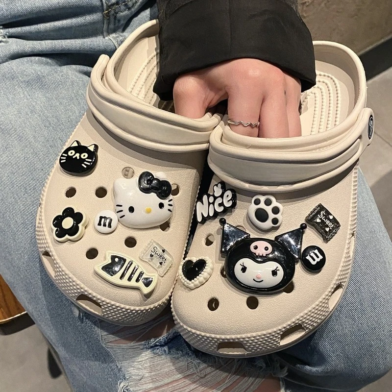 10/12pcs/set Cartoon Anime New Shoes Accessories Kawaii Hole Shoes Bubble Slides Sandals Diy Decoration Removable Girl Gifts