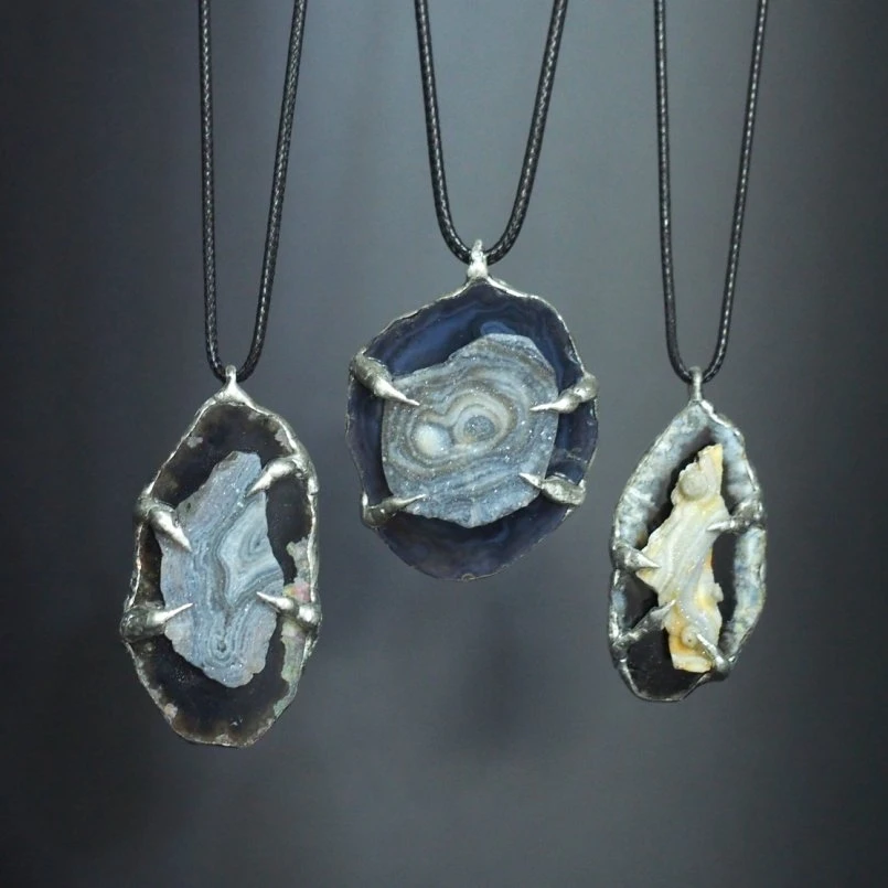 1Pcs Handmade Necklace Soldered Solar Semi-precious Stone Leather Rope Agate Claw Free Form Slice 20inch Jewelry