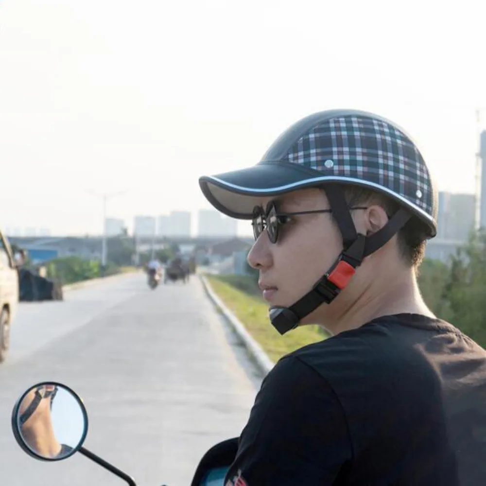 

Classic Baseball Cap Style Bicycle Helmet Adjustable Strap Safety Cycling Helmet Hard Anti-UV Motorcycle Half Helmet Racer