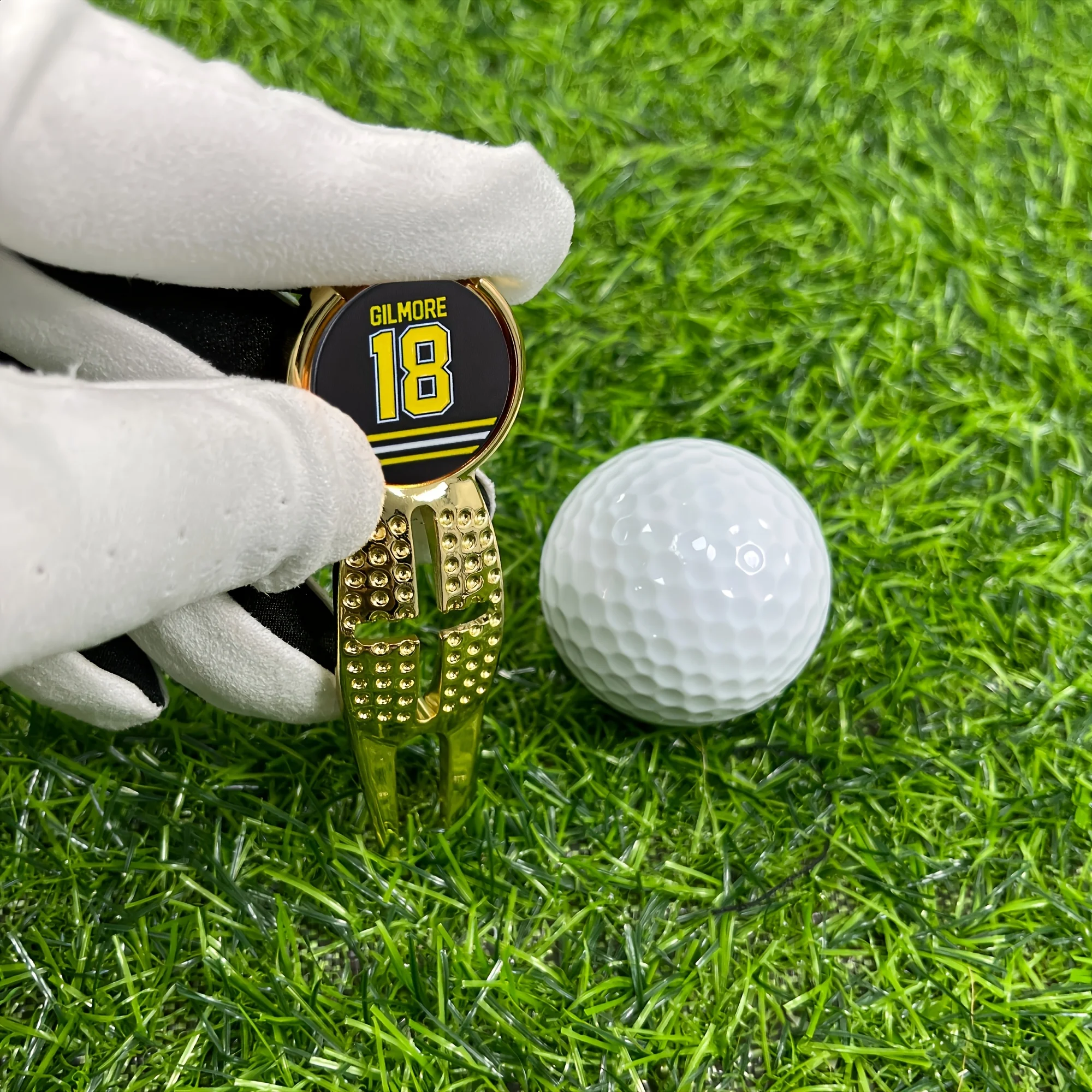 1pc Numbered Golf Accessory Suitable for On-Course & Practice Sessions - Secure Stylish Numbered Marker for Score Tracking