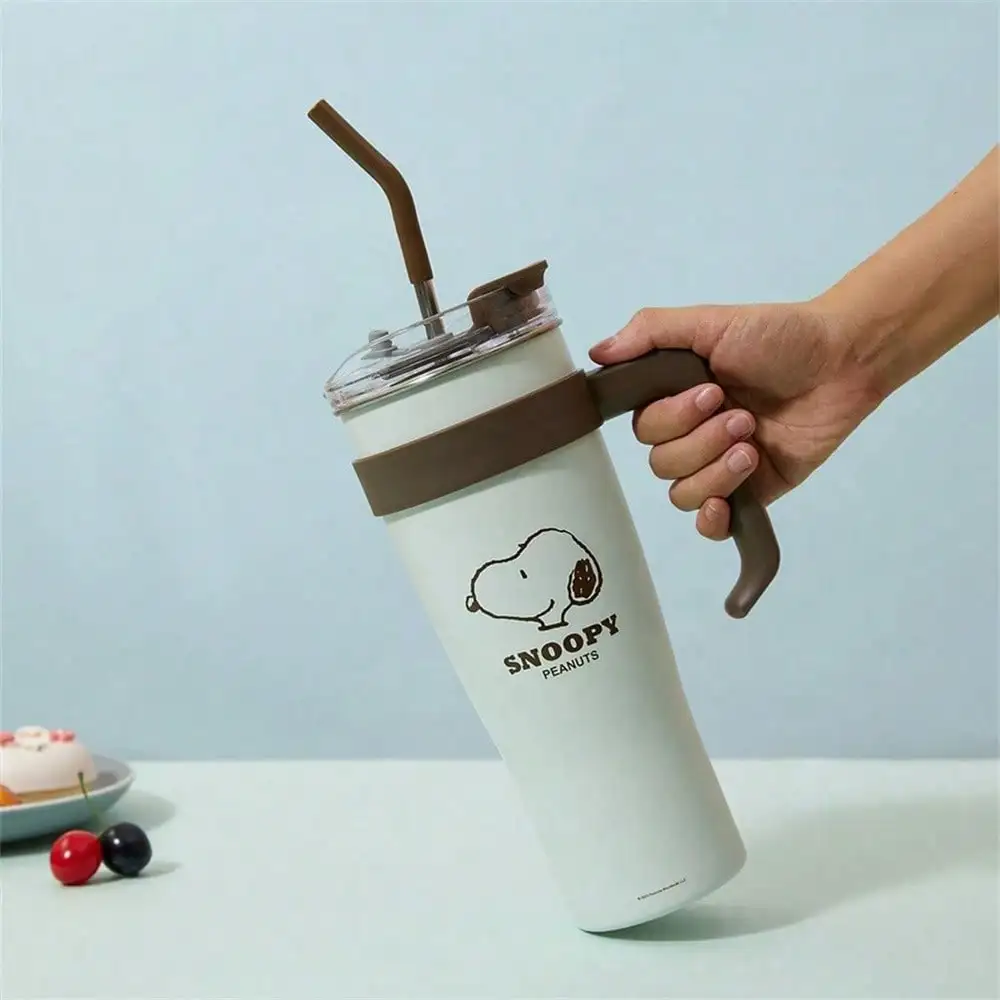 سنوبي سلسلة 1600 مللي/54.11 أوقية العملاق القش الصلب كوب أنيمي الكرتون المحمولة سعة كبيرة زجاجة ماء الترمس فنجان القهوة هدية