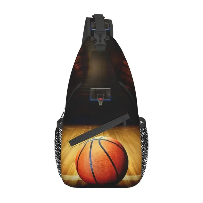 บาสเกตบอลสลิงกระเป๋าหน้าอกผู้เล่นกีฬาที่กําหนดเองกระเป๋าสะพายข้างสะพายข้างสําหรับผู้ชายเดินทาง Daypack