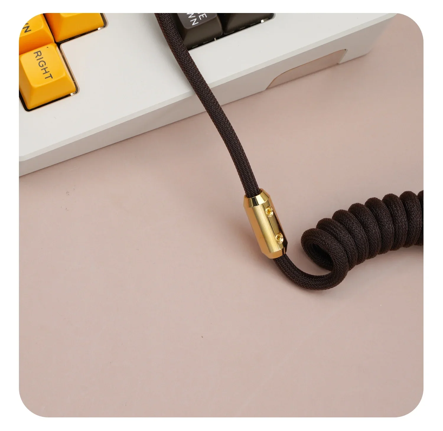 GeekCable Cable de datos de teclado mecánico personalizado a mano tema GMK SP Keycap Cable trenzado marrón dorado Hardware
