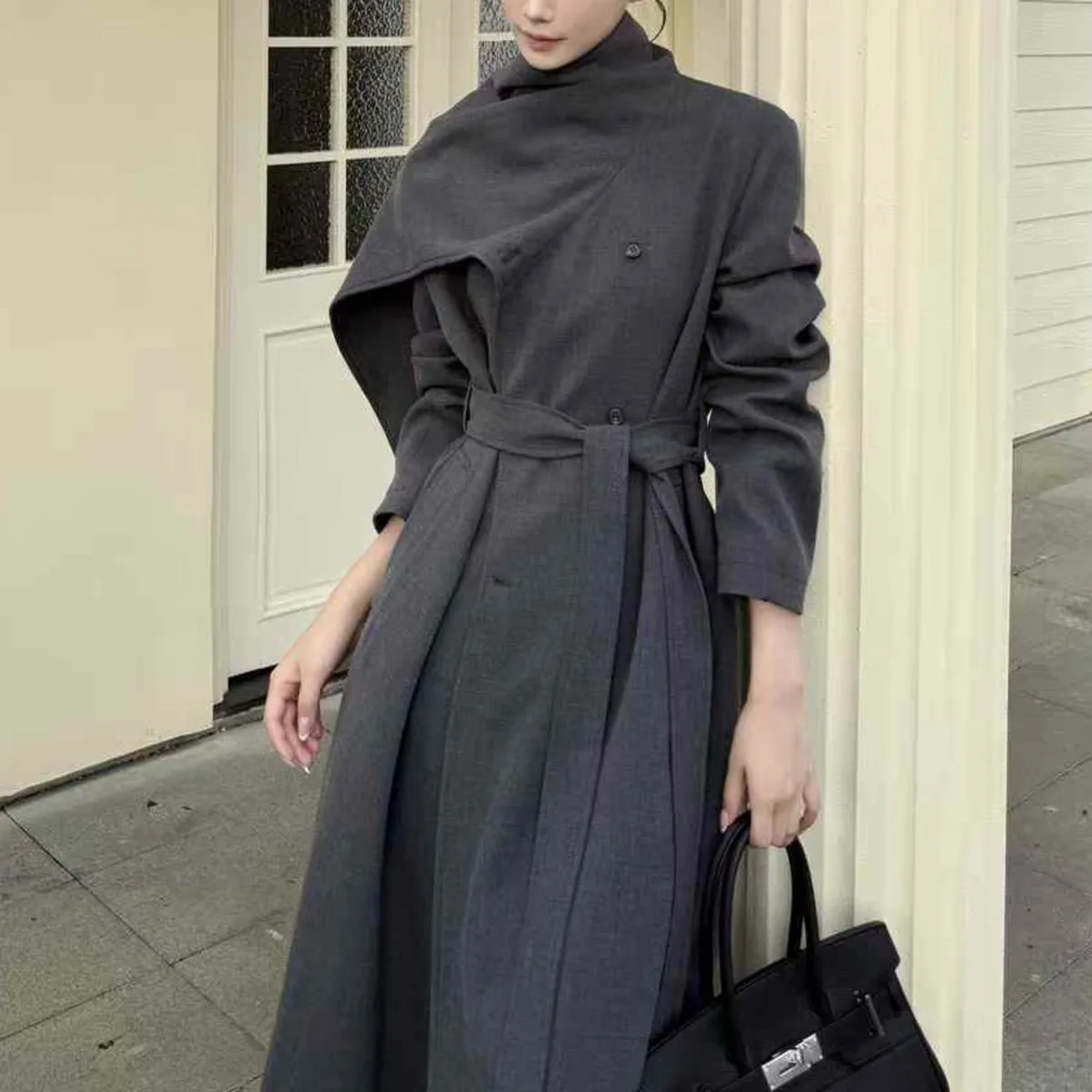 เสื้อโค้ททรงเทรนช์โค้ท BJTZ ดีไซน์หรูหรา ปกผ้าคลุมไหล่ แต่งลูกไม้ผูกเอว สำหรับผู้หญิง ฤดูใบไม้ร่วง 2025 รุ่นใหม่ ดีไซน์เนอร์ทันสมัย ผ้าวูลผสม 30%