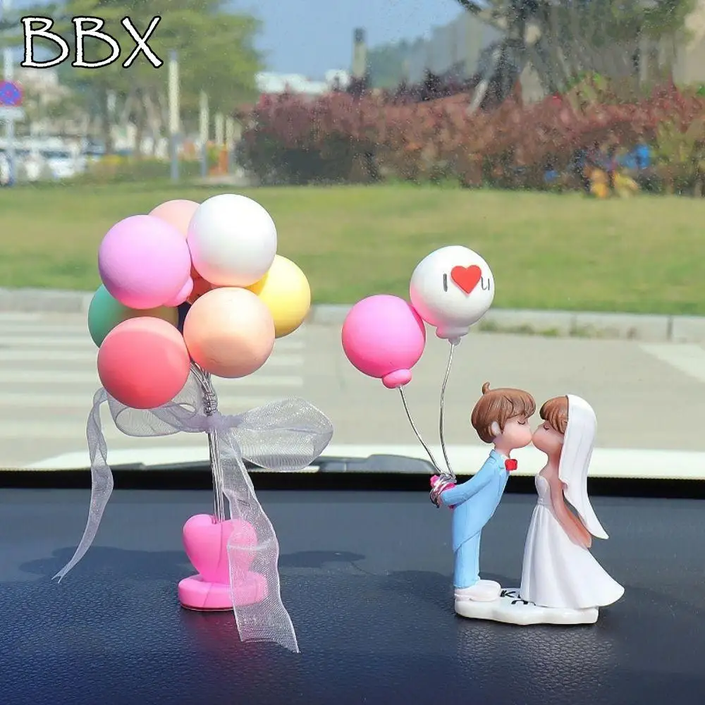 

Get Married Car Ornaments Wedding Dress Kiss Balloon Cartoon Couples Model Toys Creative Cute Kiss Balloon Action Figure