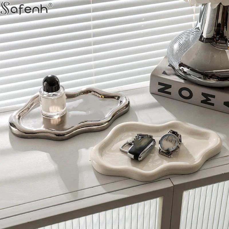 1PCS Simple Jewelry Storage Tray Creative Cloud Shapes Electroplated Jewelry Earrings Ring Display Desktop Dish For Women