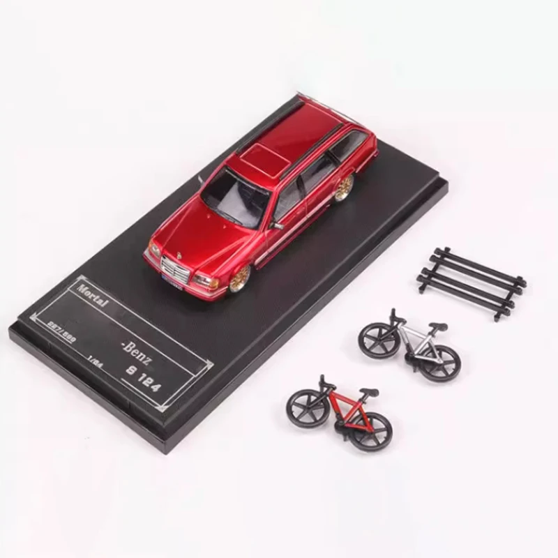 Mortal Diecast 1/64 S124 Station Wagon - met fietsaccessoires Legering automodel Klassiekers Volwassen souvenircadeau Hobby en speelgoed