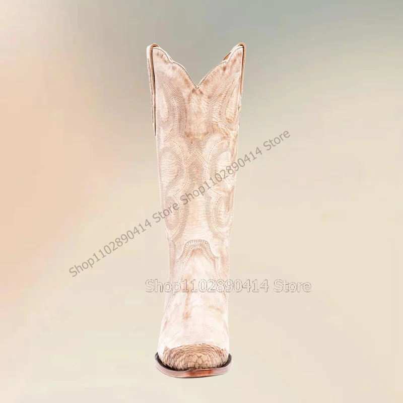 Beige Naaien Totem Design Puntige Neus Laarzen Slip On Vrouwen Schoenen Dikke Hoge Hakken Roman Mode Feest 2023 Zapatos Para Mujere