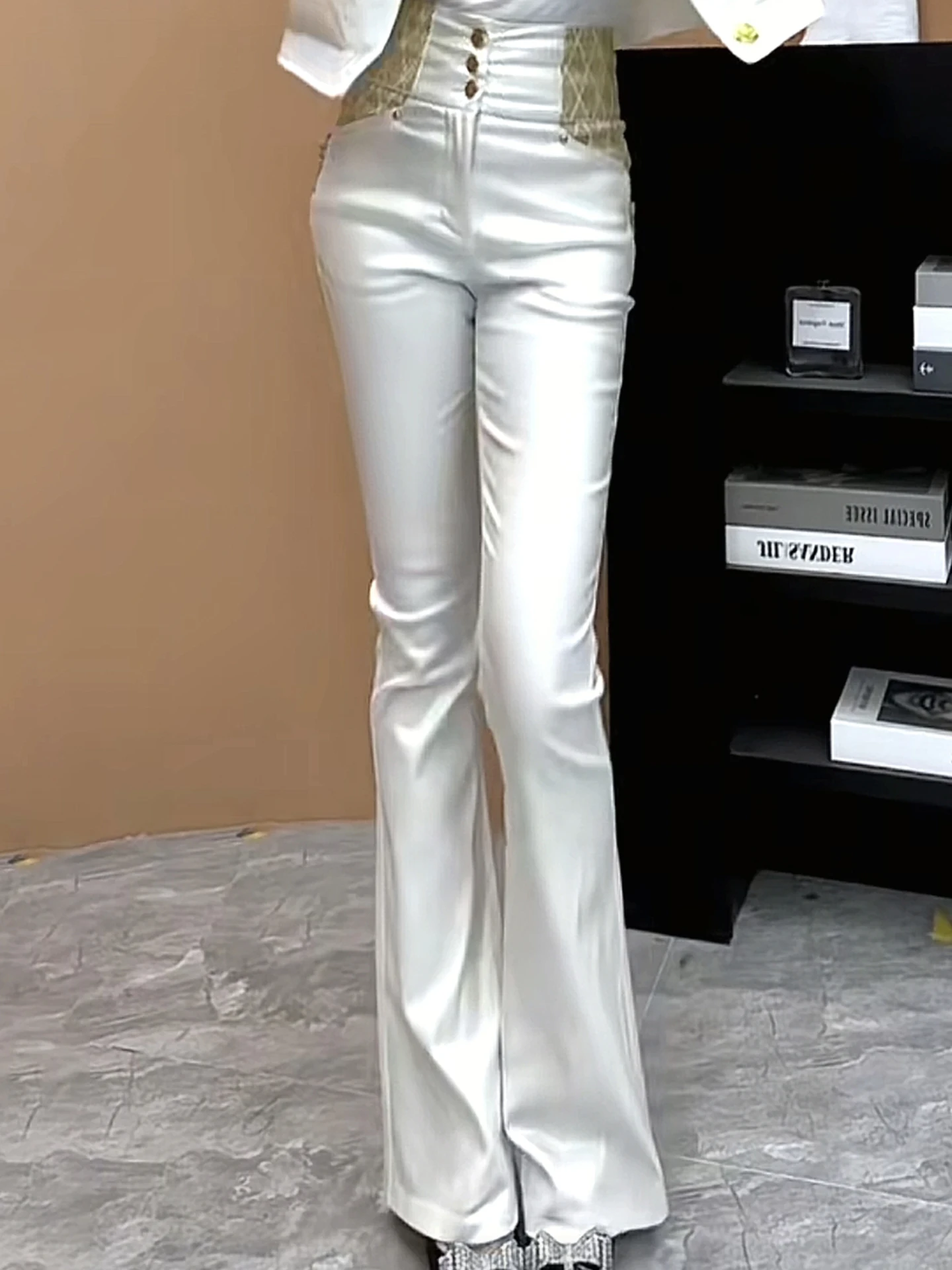 Damskie skórzane spodnie z wysokim stanem, zdobione dżetami, rozszerzane, zimowe, nowa moda, ciepłe, modne, w stylu dzwonu, street style.