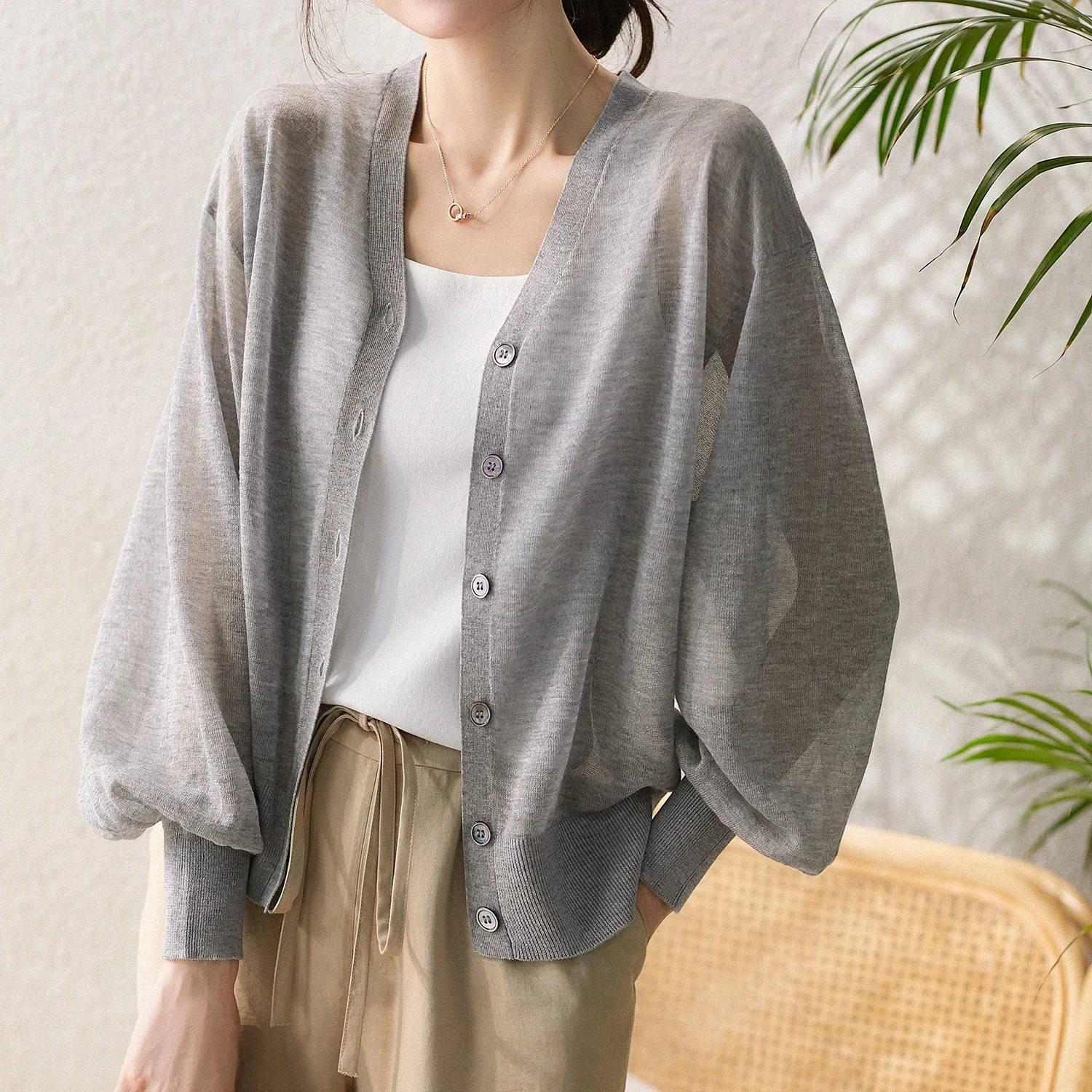 Women Korean Cardigan Long Sleeve Cardigan Summer Cropped Cardigan Knitted V-Neck Thin Ice Silk Sweaters Sunscreen T-Shirt Tops