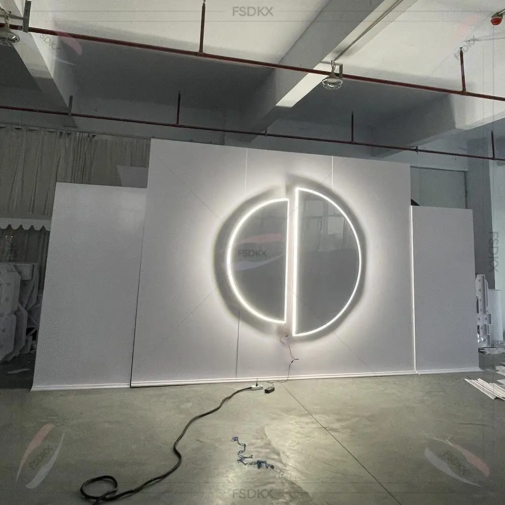 

Factory Customized Long Wedding Acrylic Backdrop Led Wedding Arch Set Screen