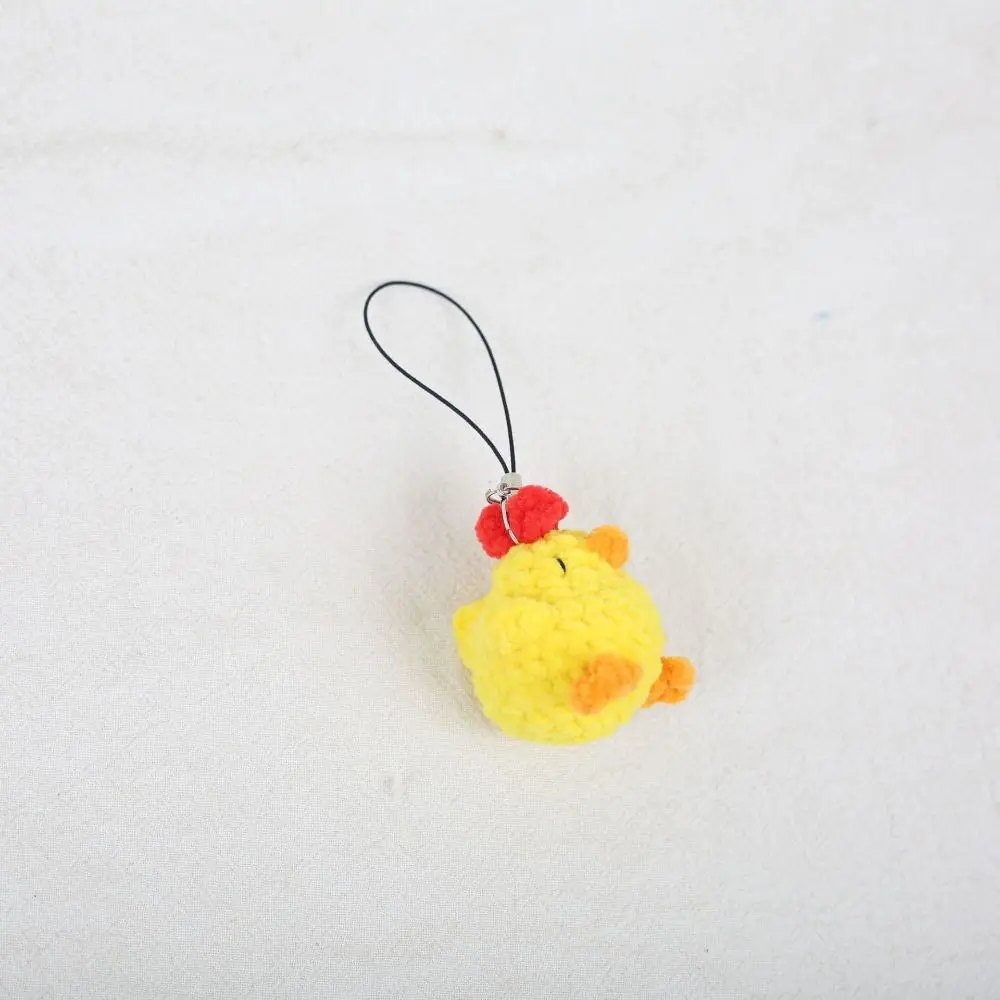Funny Mini Size Crochet Chick Keychain Handmade Soft Material Mini Animal Charm Crochet Yellow Cute Gift Giving