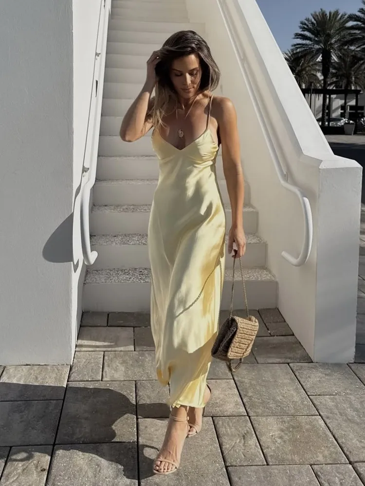 2025 RARA verão nova chegada feminino cetim texturizado midi vestido cor sólida sexy sem costas vestido de seda suspender vestido