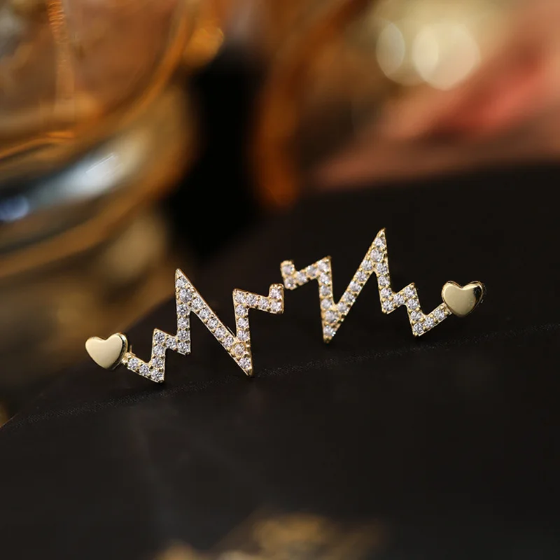 Trendy Electrocardiogram Shape Stud Earrings for Women Golden Color Heart Charms Small Earrings Cute Twist Metal Jewelry Gift
