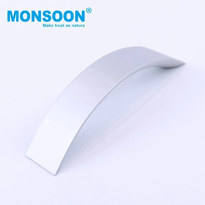 Скрытая ручка раздвижной стеклянной двери Ручка двери шкафа тянет алюминиевую скрытую ручку шкафа