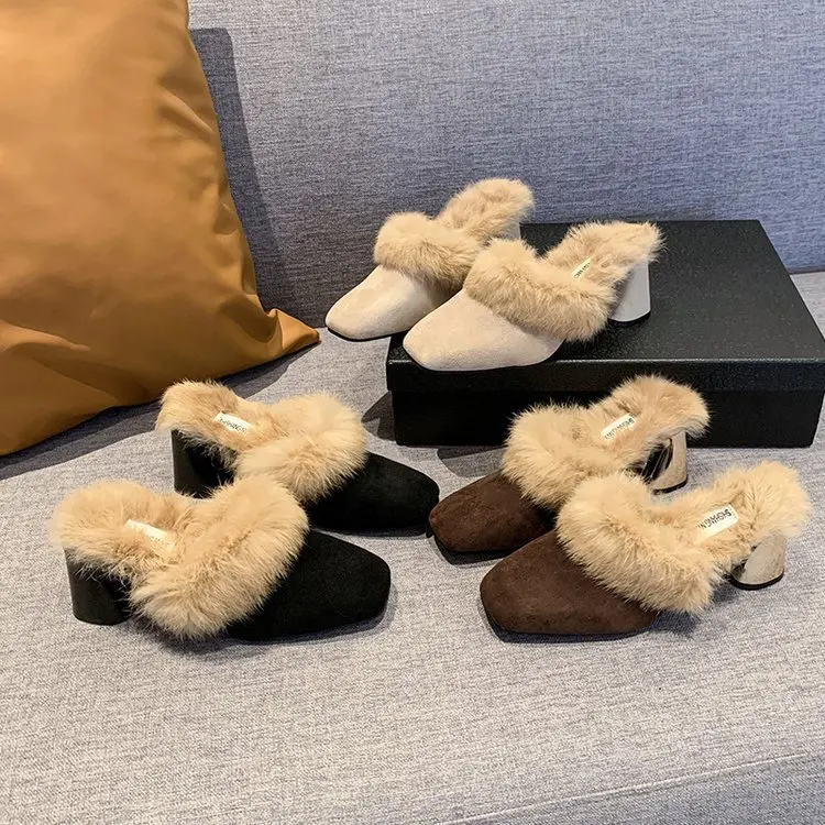 

Winter Woman Slipper Multicolored Sandals Luxury Slides Cover Toe Shoes Fur Flip Flops Pantofle Soft Designer Pointed Plush