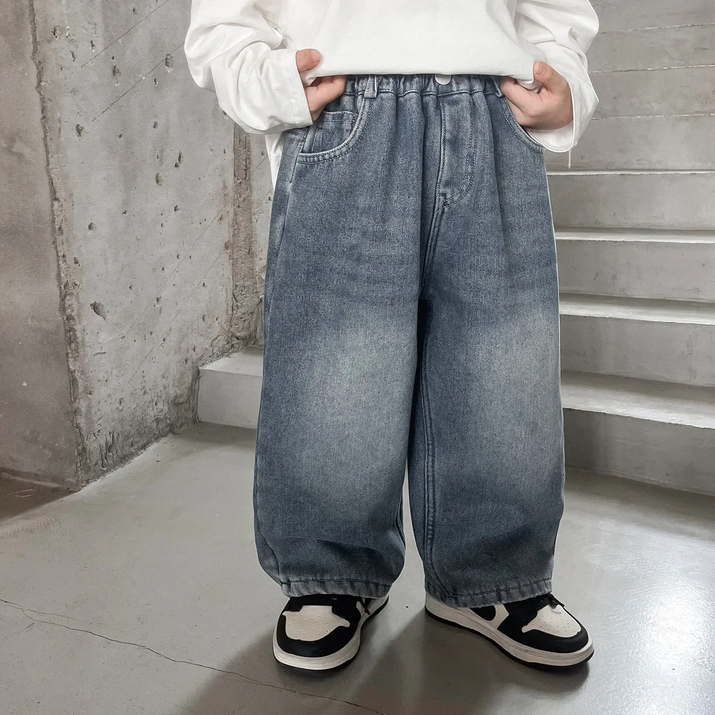 2024 Children's Winter Collection Huzhou Zhili Children's Clothing Western Style Thick Pants, Aged One Piece Velvet Boys' Jeans