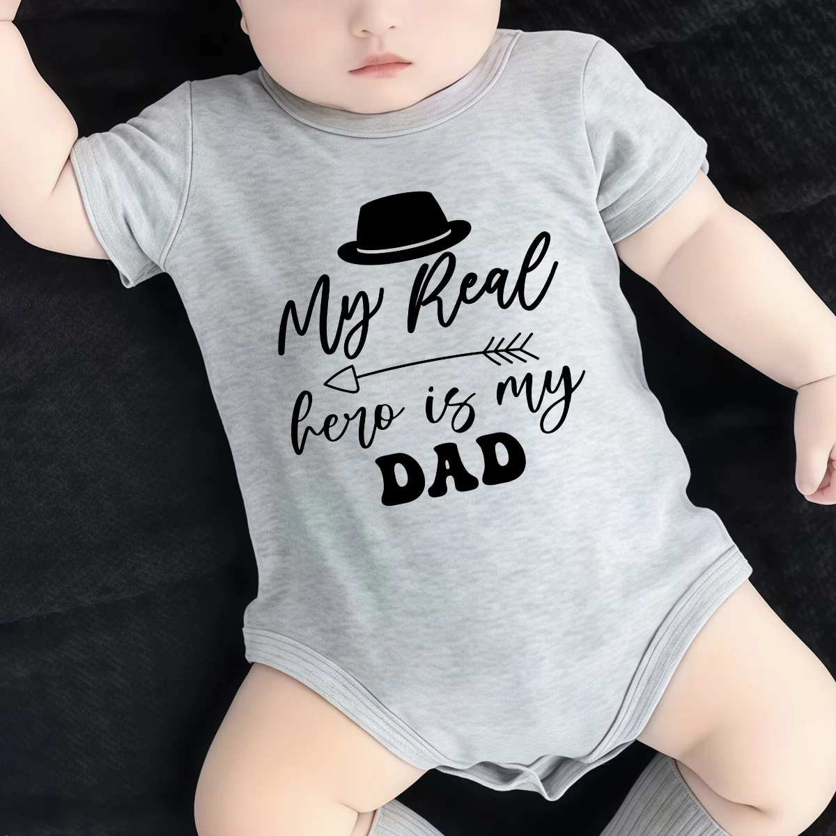 100% Cotton Onesie Dad Is Our Family's Hero Print Bodysuit Comfortable Cloth for Baby Jumpsuit for 0 To 12 Months Newborn