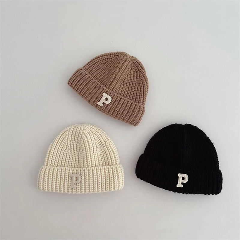 

Грубая шерстяная шапка с буквами P, корейская детская вязаная шапка, От 6 до 36 месяцев, однотонная вязаная крючком шапка для мальчиков и девочек, детская зимняя теплая пуловерная шапка