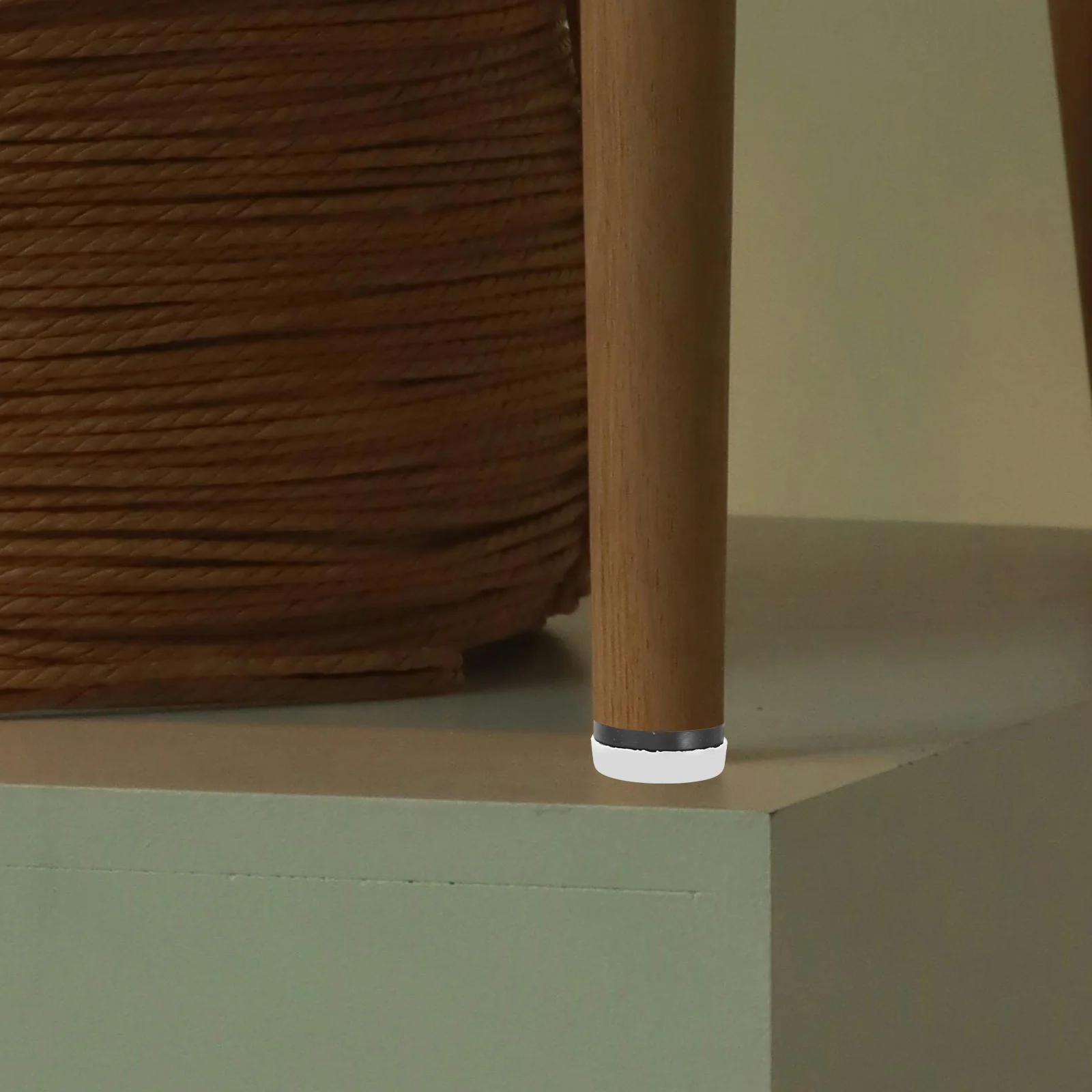 

40Pcs Anti Sliding Anti Scratch Floor Protectors Furniture Levelers for Uneven Floors Chair Glide Nail on Table Stabilizers Non