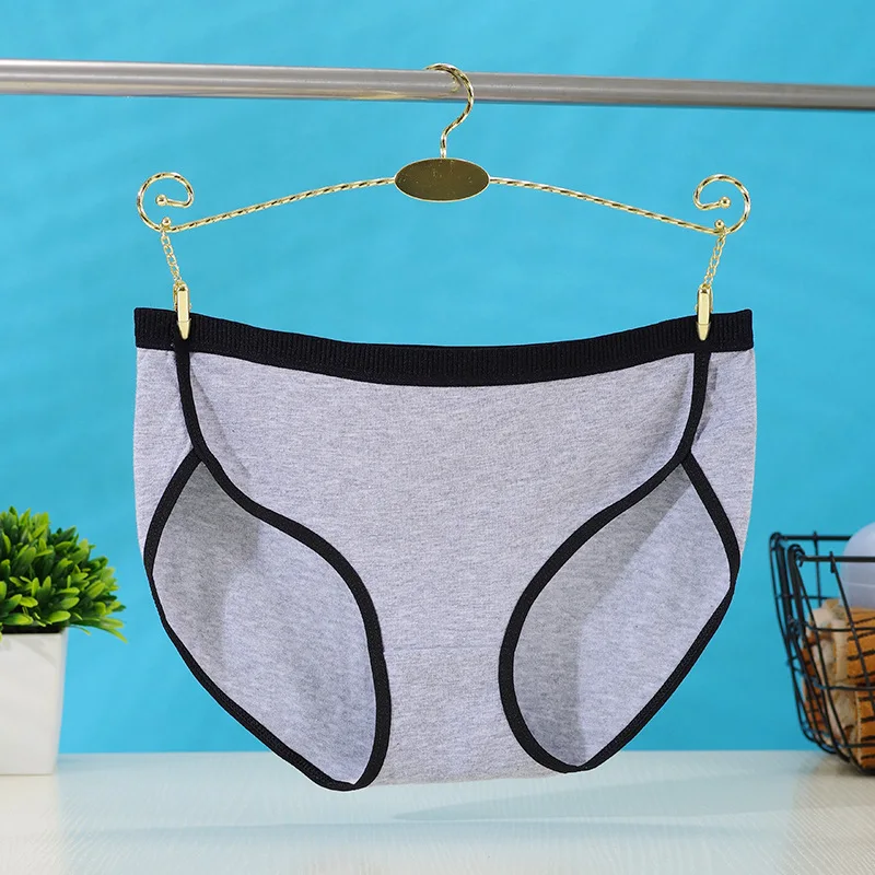 Simple Solid Color Basic Style Black  Soft Pure Desire Style Mid-waist Full Cotton Crotch Breathable Triangle Briefs