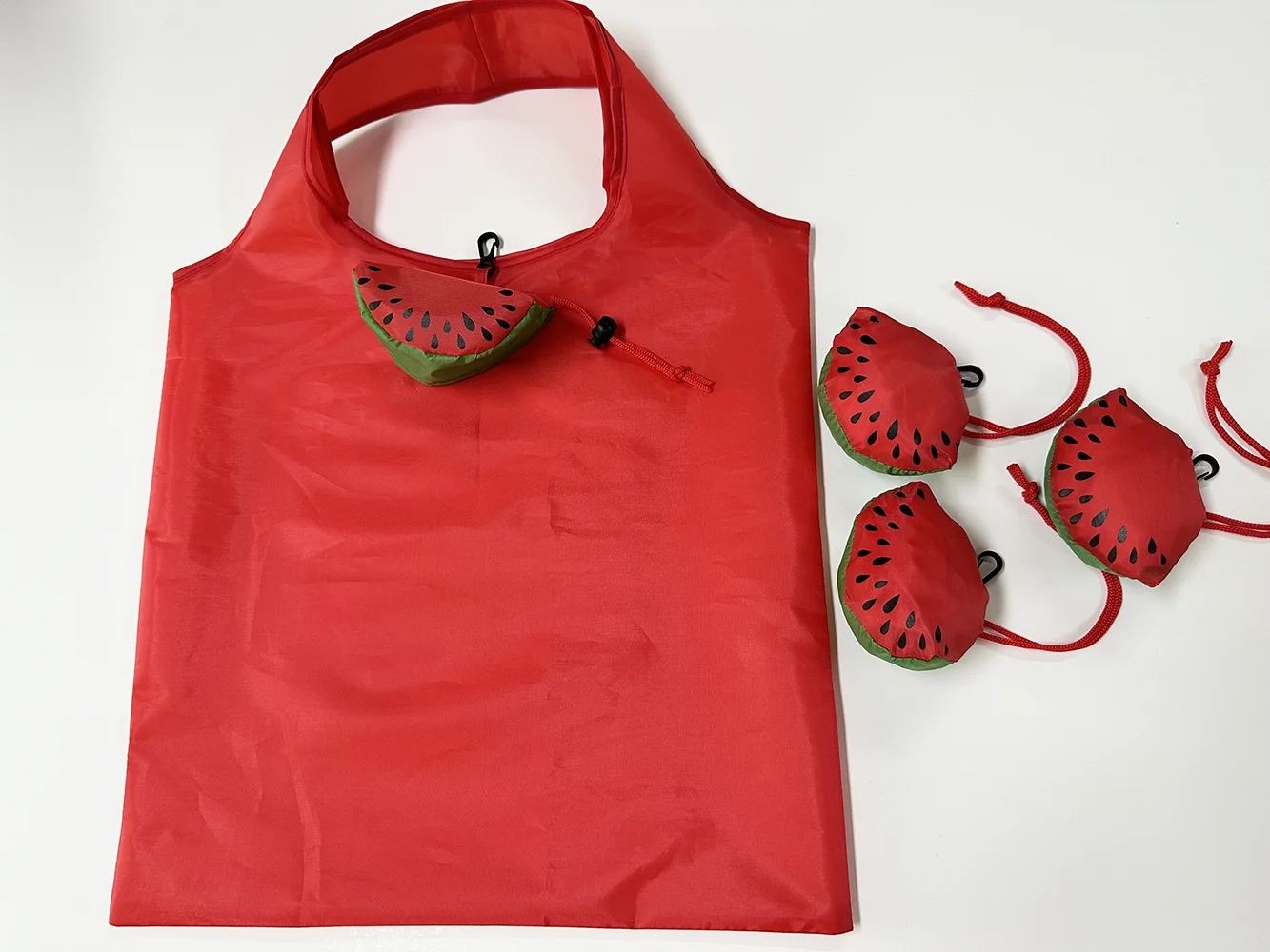 حقيبة تسوق بطيخ رائعة وقابلة لإعادة الاستخدام وسهلة الطي معاد تدويرها حقيبة فواكه بوليستر محمولة راقية للإعلان