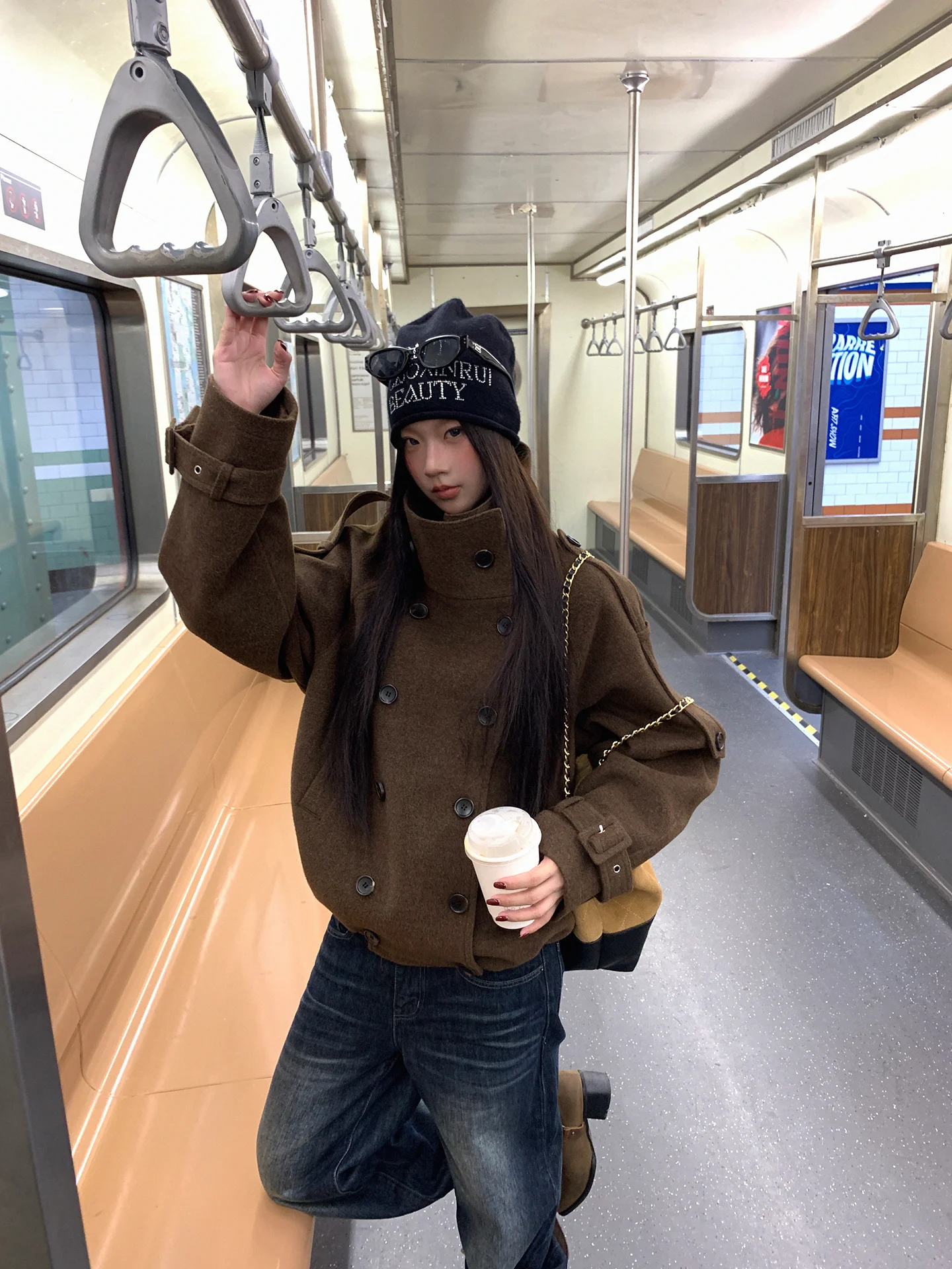 

Красное шерстяное пальто знаменитостей, женское коричневое хлопковое пальто, зимнее пальто с высоким ощущением моиды, полиэстер, вискоза, другие материалы