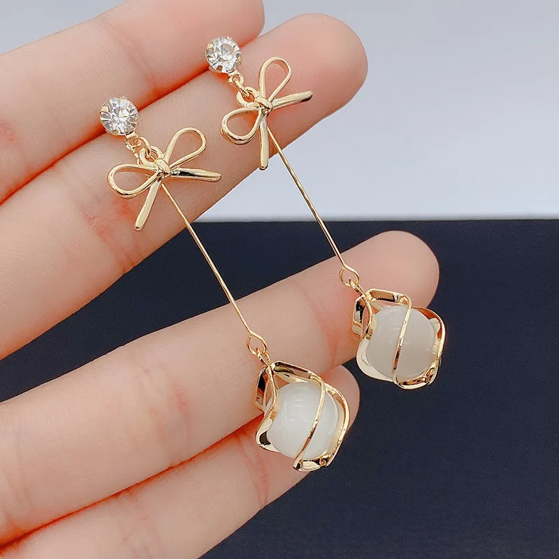 Opal Pendants Women\'s Hanging Earrings Hollow Bowknot Crystal Korean Fashion Shiny Sweet Dangle Earrings for Ladies Jewelry