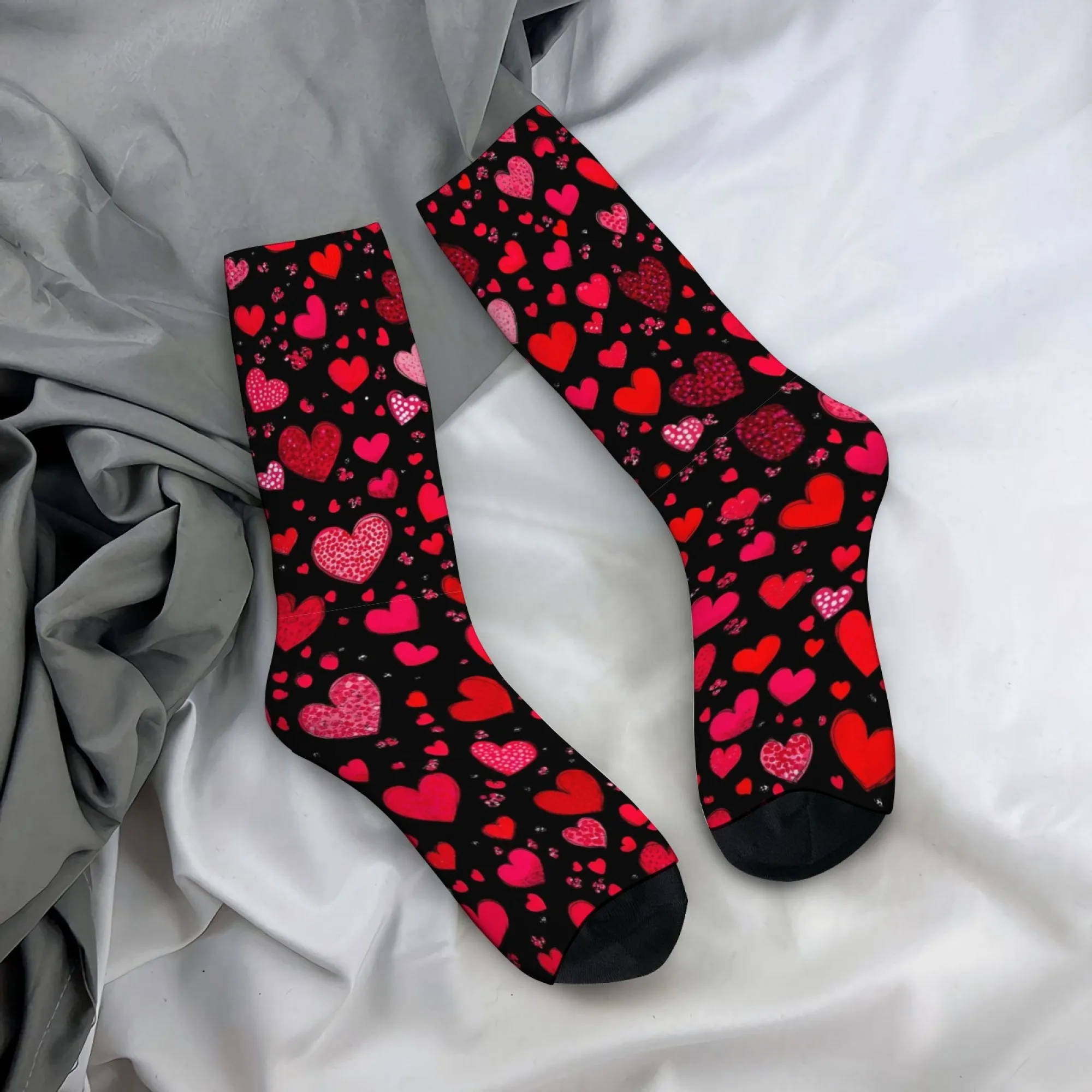 

Heart-print romantic style men's socks, comfortable, breathable, non-slip, casual socks, perfect for parties and holiday gifts.