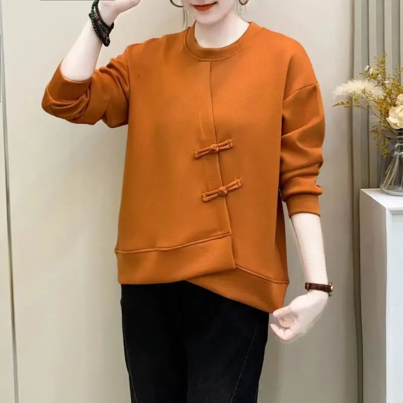 2023 New Spring and Autumn Atmosphere Luxury Retro Art Round Neck Plate Buckle Solid Color Simple Loose Oversized Style Sweater