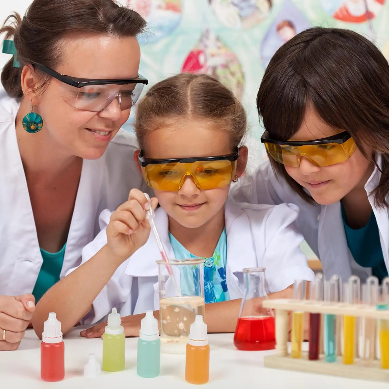 Bouteilles compte-gouttes vides en plastique compressibles, 200 pièces, 3/5/10/15/20ML, conteneurs rechargeables portables en plastique liquide pour les yeux avec bouchon à vis